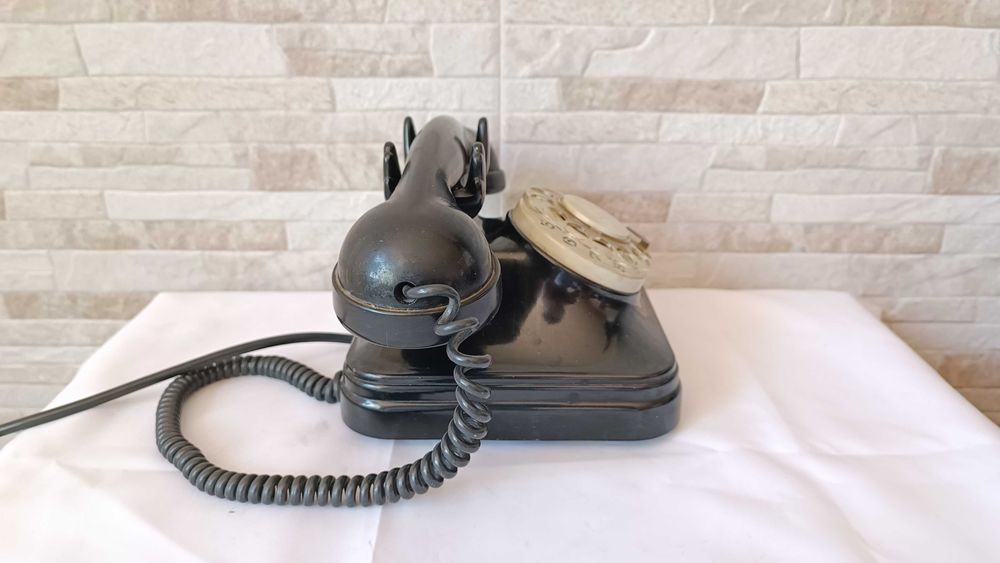 Немски телефон с вилка- Siemens - 1950" година