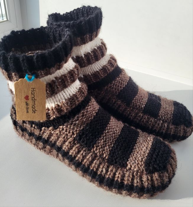 Продам очень теплые носки-сапожки.