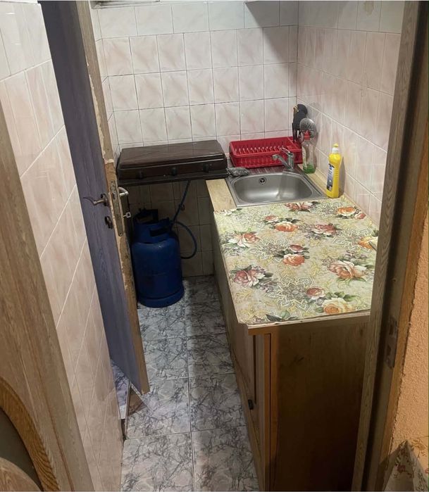Vand apartament cu 2 camere