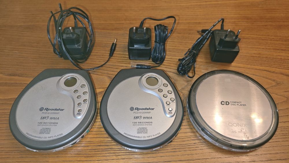 Продавам MP3 + CD Player + Адаптери
