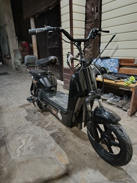 Продается электро скутер