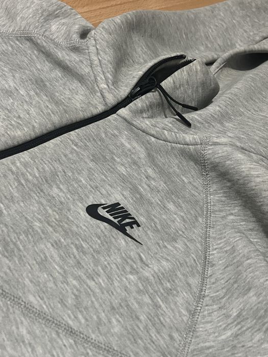 Hanorac Nike Tech