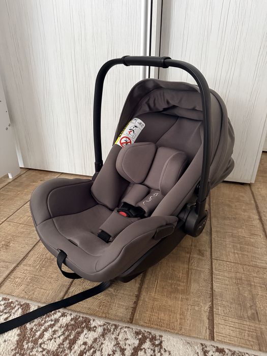 Scoică auto bebeluși Nuna Pipa – Stare excelentă (Fără bază ISOFIX)