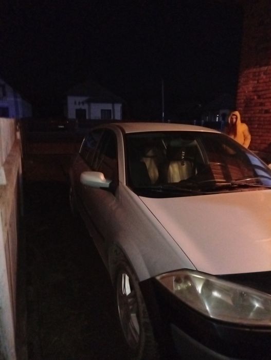 Vând Renault Megane 2 1.6v Pentru dezmembrări