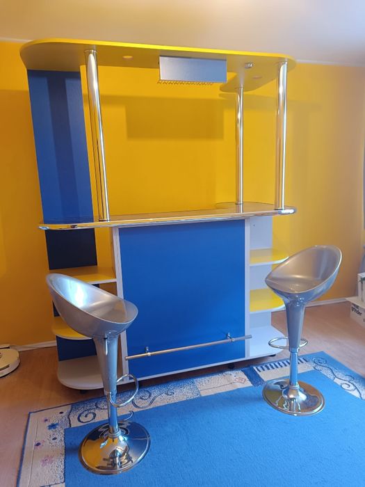 Vând mobilier bar