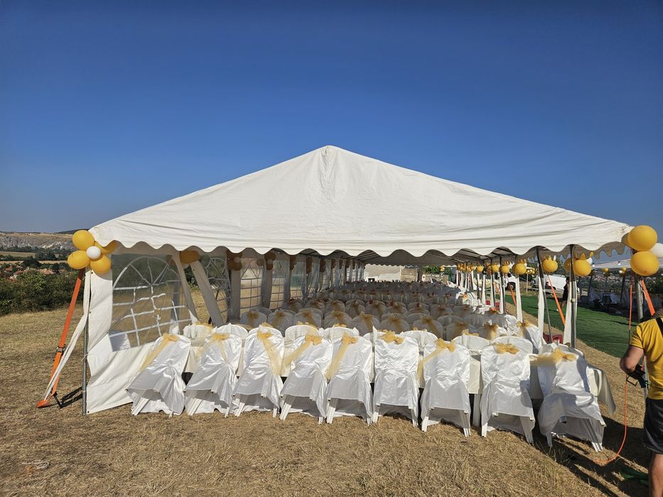 Продавам шатри столове маси столарки посуда