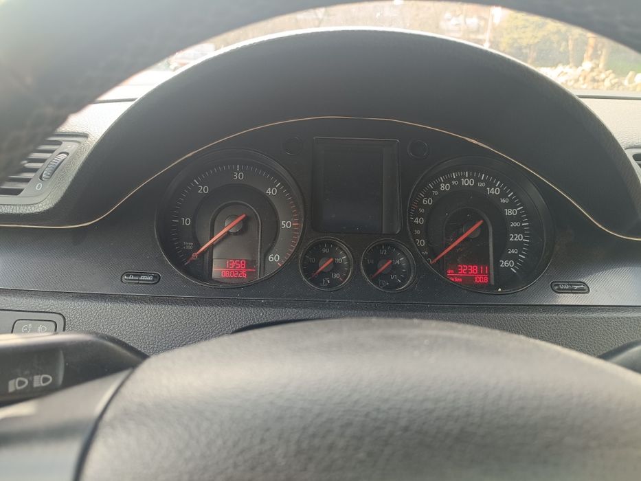 Vw Pasat 2.0 140 конски сили
