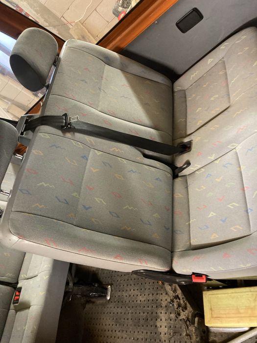 Vind aripi fata vw transporter t5 si banchete etc