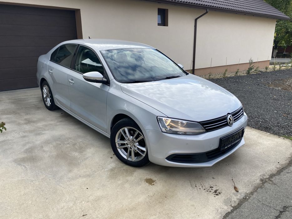 VOLKSWAGEN Jetta 2011 — imagine 2
