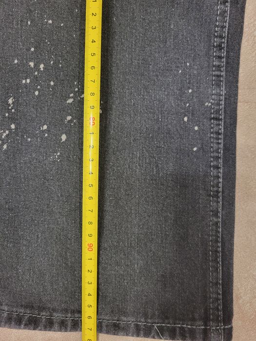 Джинсы новые с этикеткой.