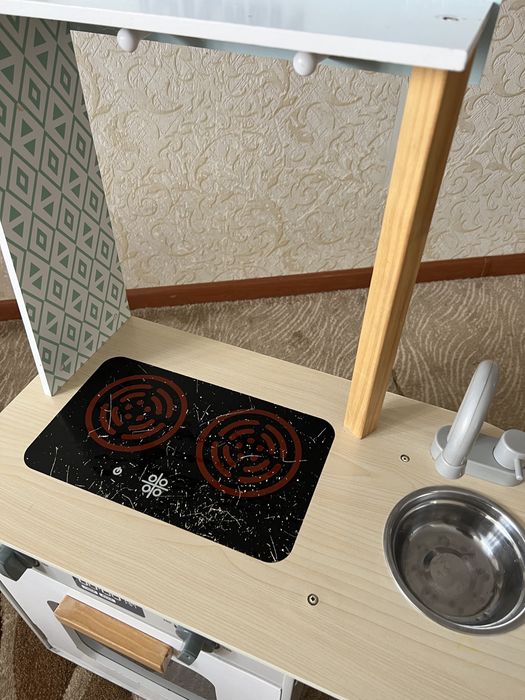 Детская кухня игрушка деревянная