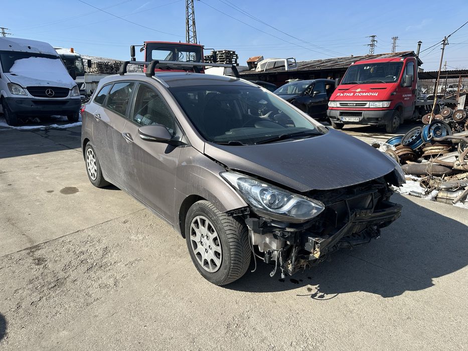 Hyundai I30 1.6 crdi НА ЧАСТИ