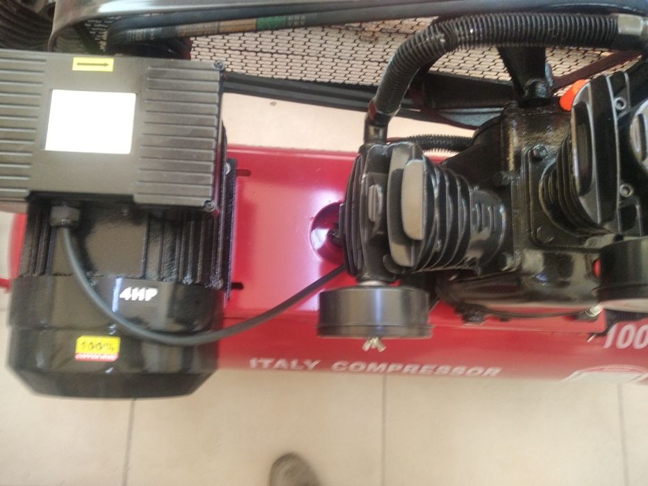 Компресор за въздух 100 литра с усилен дебит