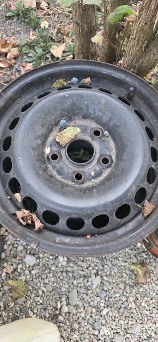 Vând jante de tablă Skoda Octavia R15