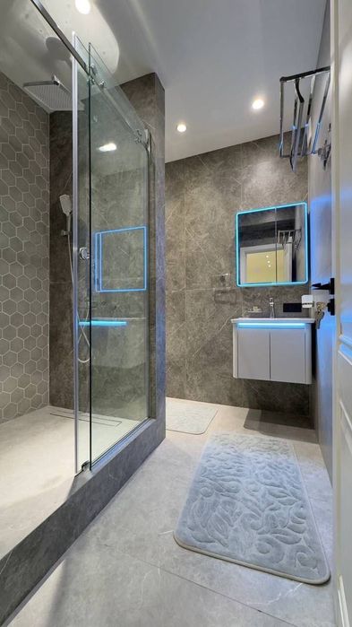 ЖК Соларис Площадь-110m2 4/9-10/10
Орр-Шота Руставели 
+2 Сан-Узла m.