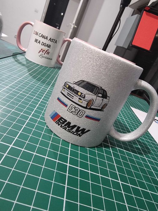 Cană sidefată cu logo BMW – stare foarte bună