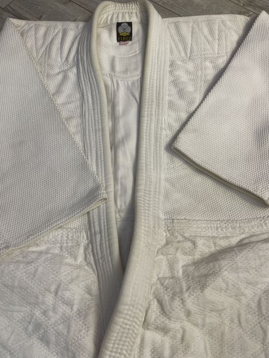 Продам кимано оригинал