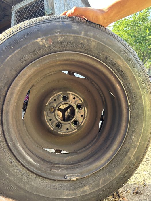 Set 4 roți Mercedes originale cu anvelope Falken 175 R14C – ca noi