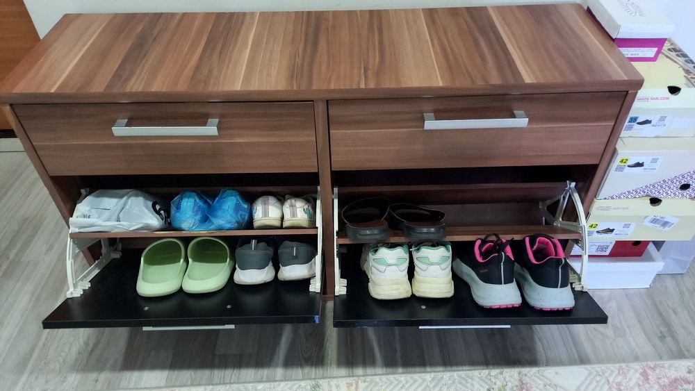 Обувница (шкафчик для обуви)