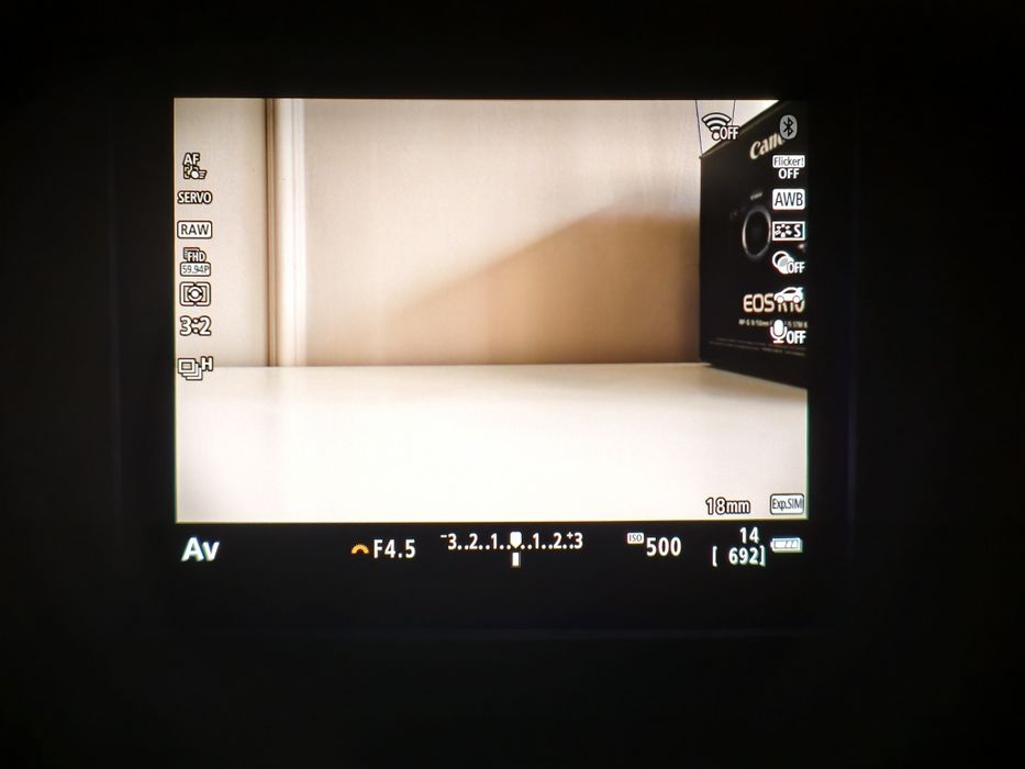 Canon R10 Kit RF-S 18-45