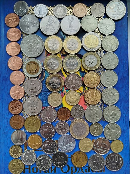 Монеты разных стран.