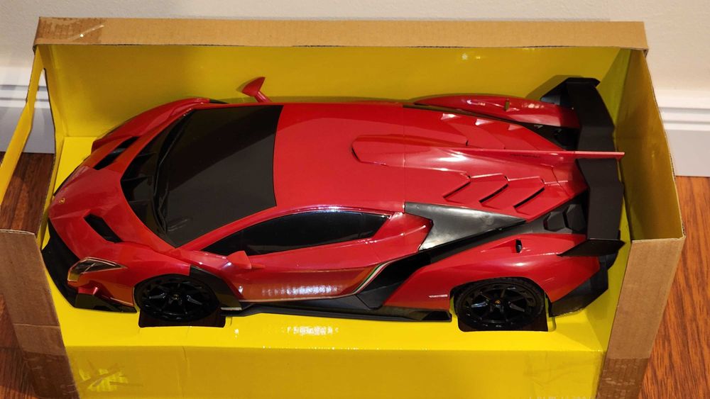 Vand masinuta cu telecomanda RC adusa din America