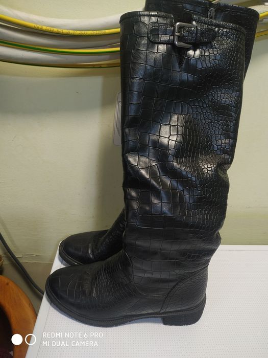 Сапоги кожаные. В отличном состоянии.