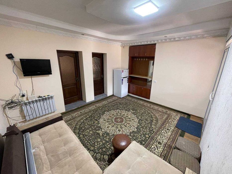 Срочно сдается дом 3 комнаты,0,5 сотки.Кумарик.