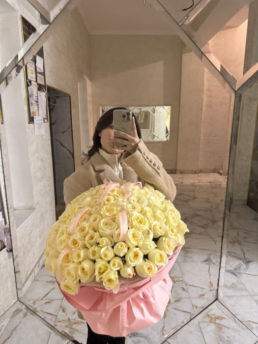 101 роза сорт Candlelight