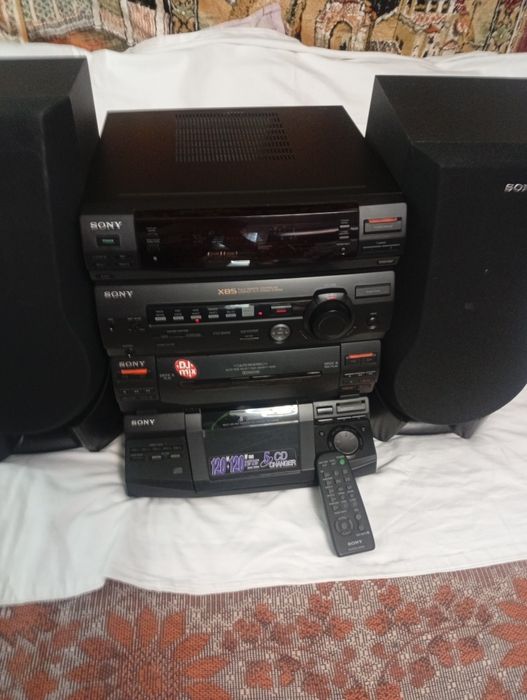 Radio caset Sony dublu autorevers cu 5Cd x85