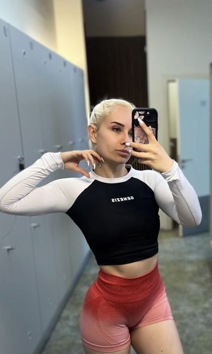 Дрехи на Genezis