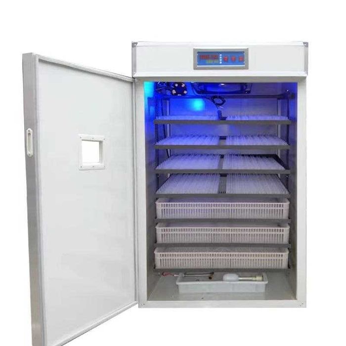 Inkubator 2000 инкубатор