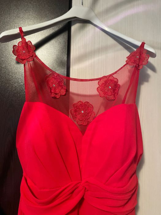 Rochie roșie lungă