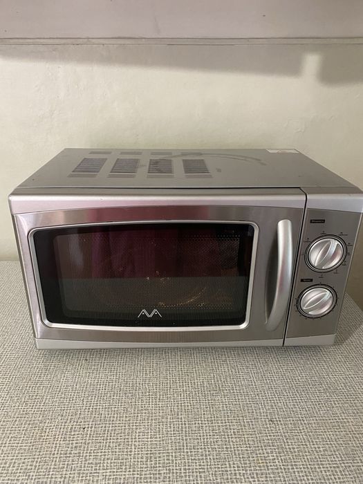 Продам микроволновую печь