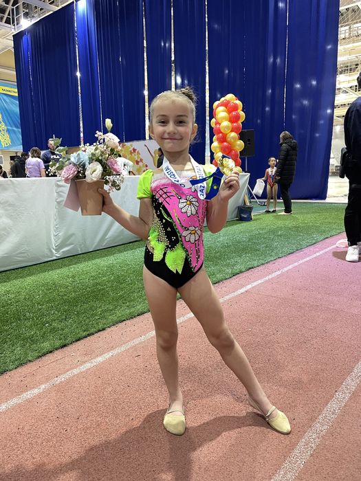 Купальник гимнастический