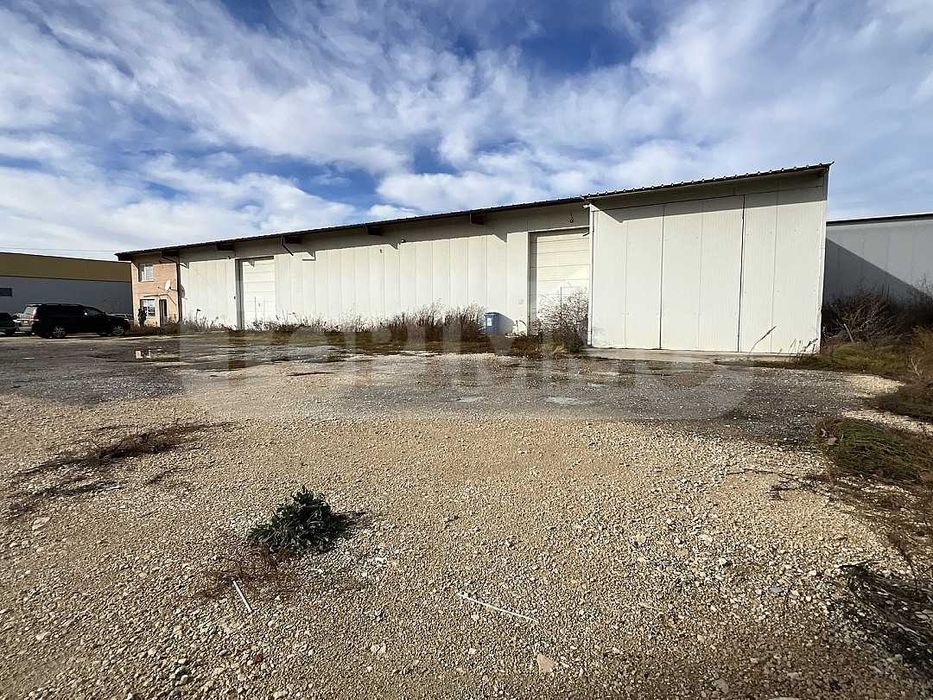 Складова база в град Добрич