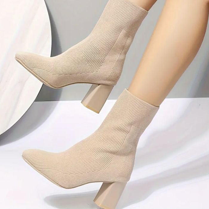 ПРОМО 36-41 Чудесни дамски боти тип чорап с комфортен ток в бежово