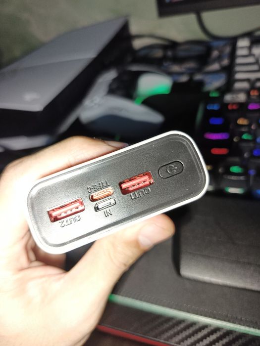Power bank 20000ma/h 22.5 W juda tez quvvatlaydi USB-typeC