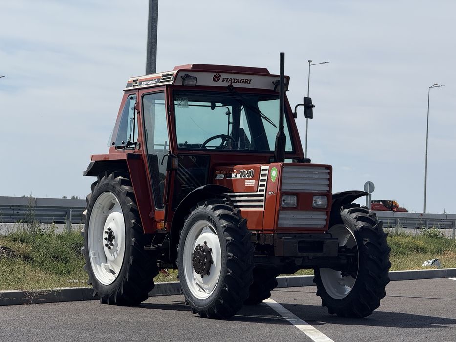 Tractor Fiat Agri 70 90 HI-LO ore 3237 Fiat 80 90 82 94 Fiat 88 94 640