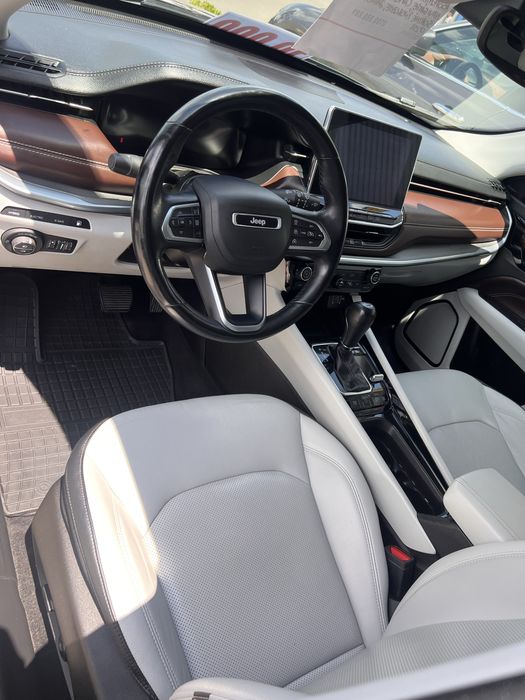 Curățare Auto & Tapițerie la Domiciliu | Detailing Craiova