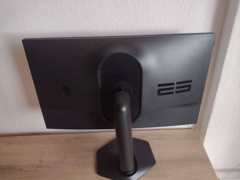 Dell Alienware AW2523HF монитор