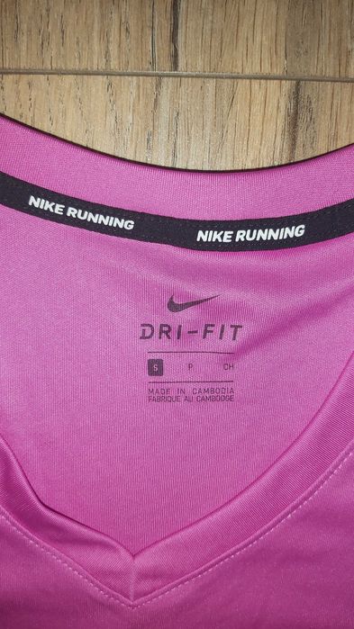 Nike дамска тениска - Размер S