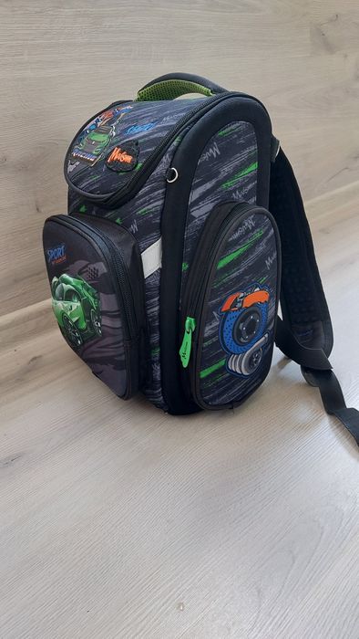 Продам рюкзак ,ранец