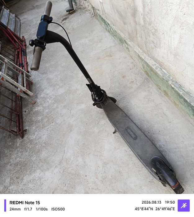 Vând trotineta eletrica