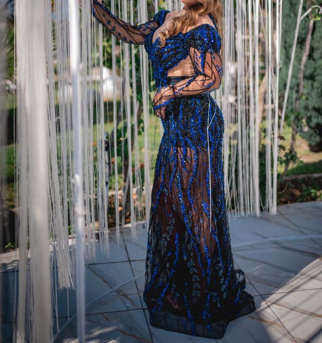 Официална рокля .