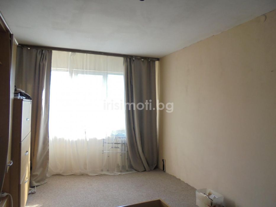 Продава се Тристаен апартамент в София, Бъкстон - 77 кв.м за 2338 €/кв.м - Снимка #1