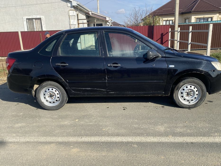 Продается лада гранда в хорошем состояний