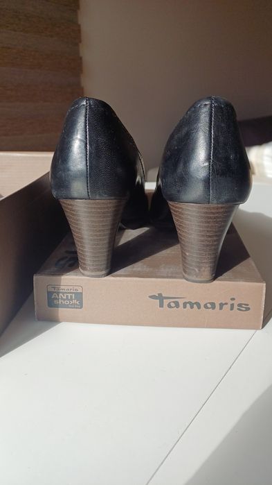 Кожени обувки Tamaris