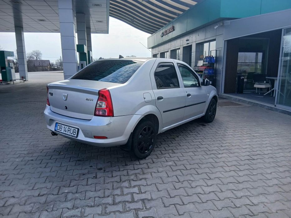 De vânzare, Dacia Logan