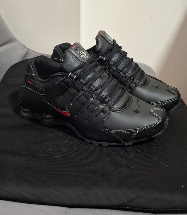 Vand adidași Nike shox